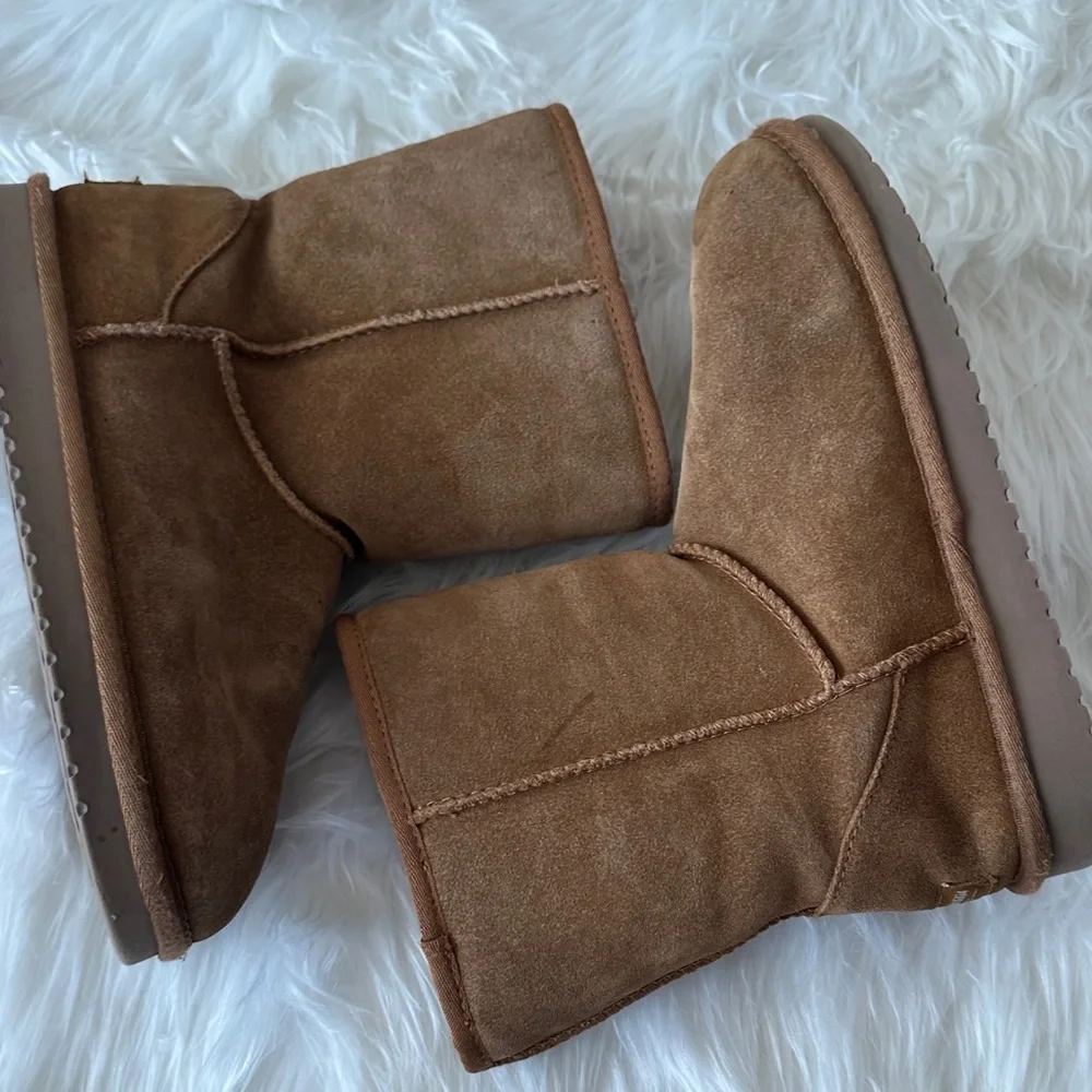 Koolaburra Tan Winter Boots Women Size 7 Pre owned
